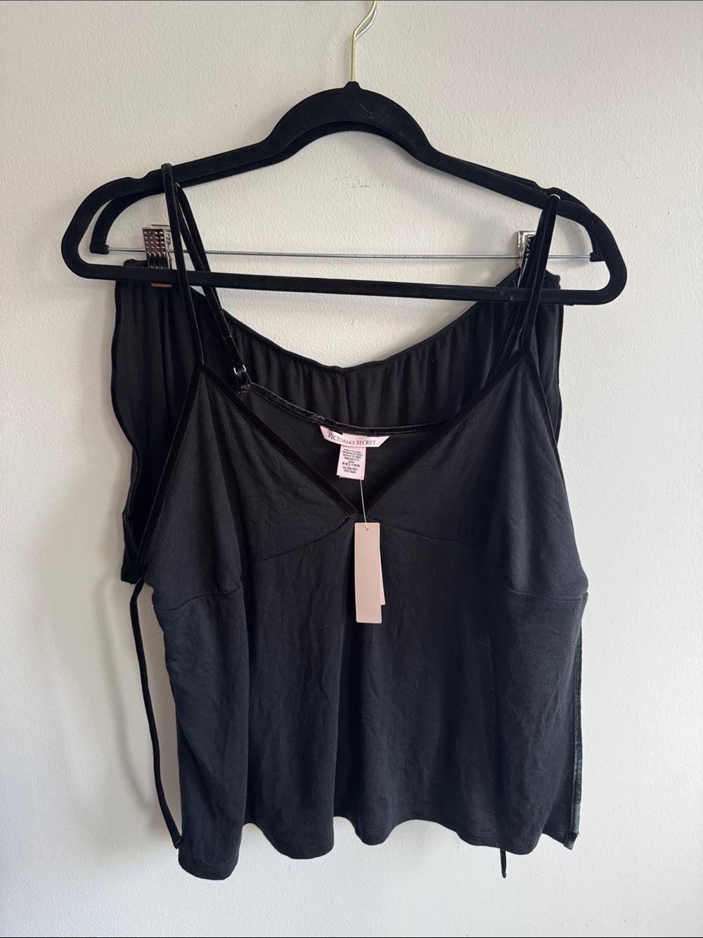 Victoria's Secret Black Velvet-Trim Pajama Set Size XL